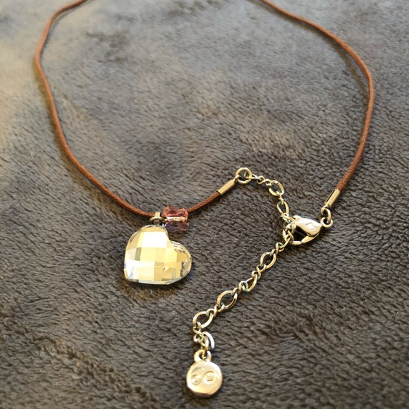 Swarovski heart and butterfly crystal necklace - Picture 6 of 8